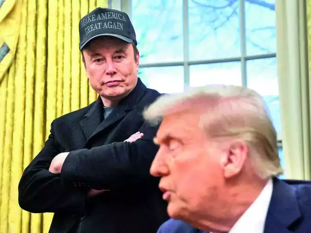 Is Elon Musk second-guessing his devotion to Trump? Netizens spot his ' nervous' reaction to question on balancing business and politics - The  Economic Times