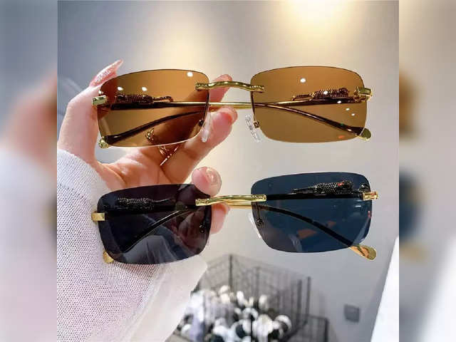 Amazon.com: QYVEWY 3 Pairs Small Rectangle Sunglasses for Women 90s Retro  Trendy Personality B Frame Y2K Sun Glasses (Blue lens/Pink/Champagne lens)  : Clothing, Shoes & Jewelry