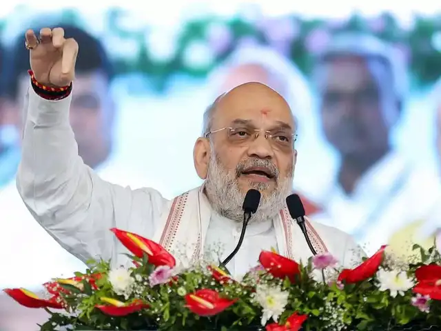 Amit Shah in Jammu and Kashmir, to review security and development of Union  Territory - The Economic Times