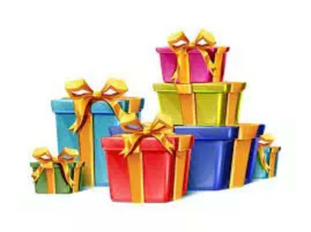 Send Personalised Gifts to Delhi Online | Customised Gifts in Delhi |  FlowerAura