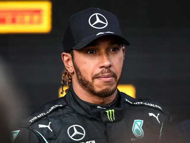 Lewis Hamilton F1 Champion Lewis Hamilton Prays For Covid Hit India Urges People To Stay Safe The Economic Times