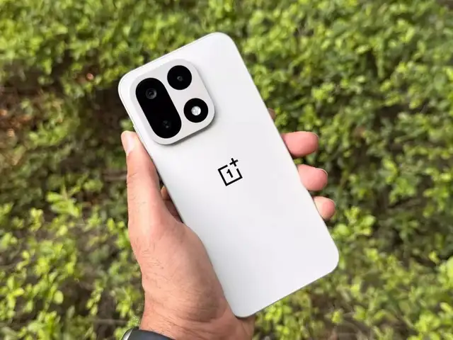 OnePlus 15 review: Technically brilliant, emotionally flat - The