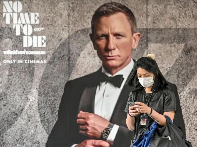 007 Fans Urge No Time To Die Makers To Push Film S Release In The Wake Of Coronavirus Outbreak The Economic Times