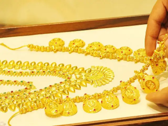 Kerala Based Kalyan Jewellers To Invest Rs 1000 Cr In Fy 15 On Expansion The Economic Times