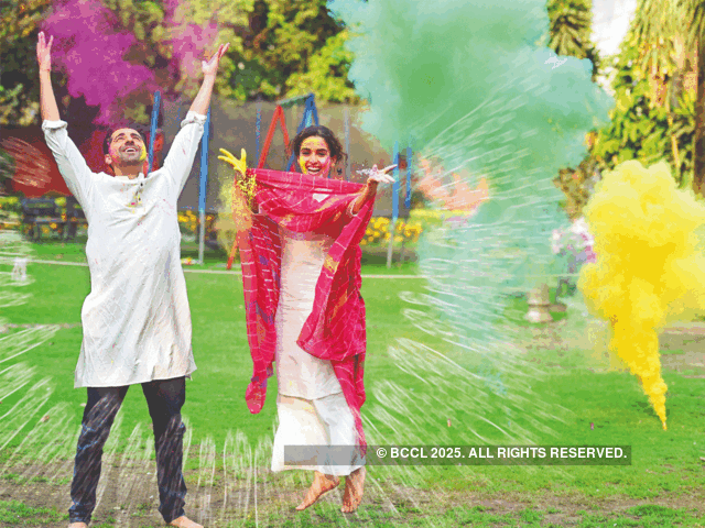 Ayushmann Khurrana Badhaai Ho Rajini Akshay Neena Ranveer Lift Q3 Show For Pvr Inox The Economic Times What do ayushyaman khurana and sanya malhotra here it's beyond to understand. ayushmann khurrana badhaai ho rajini