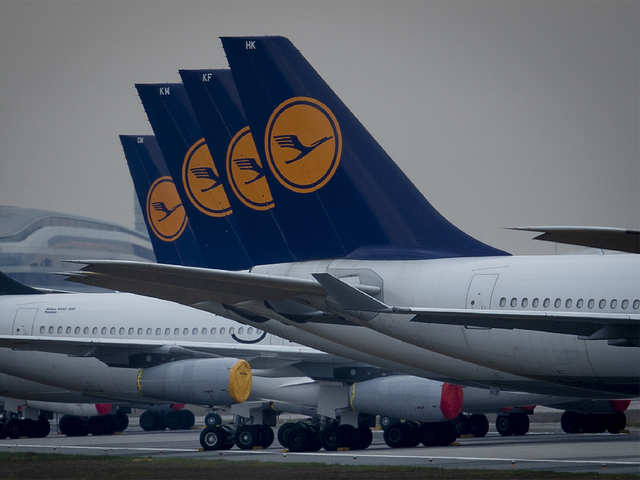 Lufthansa Lufthansa Germany Agree On 9 8 Billion Rescue Package The Economic Times