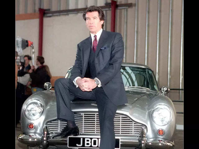 James Bond movie now filming in London, James Bond