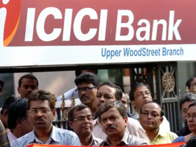 Icici Icici Bank Announces Emi Facility On Debit Cards Ties Up