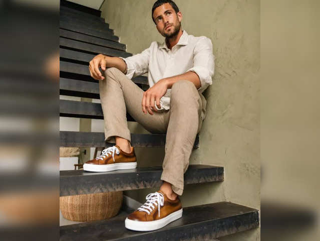 Casual Shoes for Men: Check Out Casual Shoes for Men in India - The  Economic Times