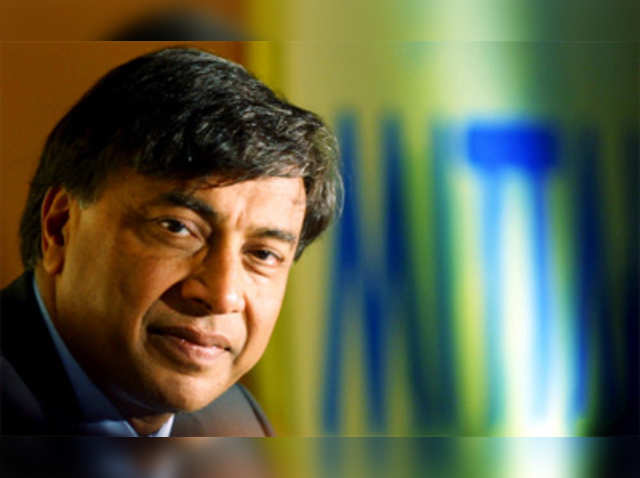Lakshmi Mittal Wife, Daughter, Son, Son-in-law
