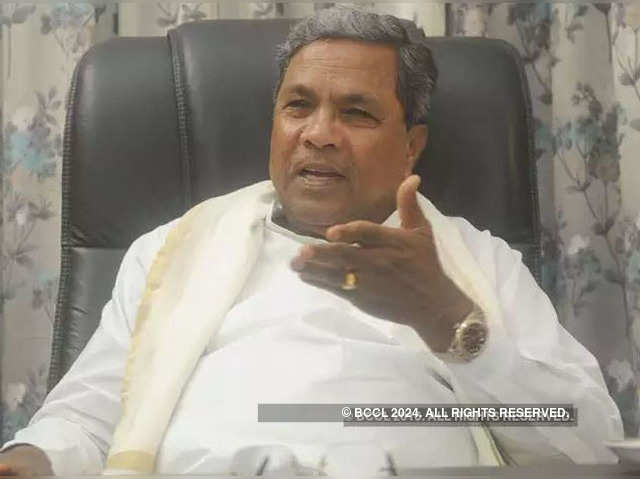 Congress leader Hariprasad targets Siddaramaiah, party negotiates temporary  truce