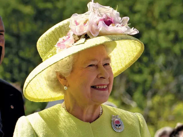 Queen Elizabeth II’s Funeral: Biden & Murmu In Attendance; 10K Cops On Duty; Bank Holiday In UK