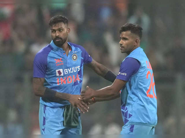 India vs Sri Lanka 1st T20I 2023: India wins first T20 by 2 runs