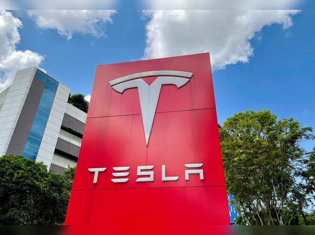 Tesla India: Tesla interested in coming to India, aims to source $1.9 bn  auto parts from country this year: Commerce Minister - The Economic Times