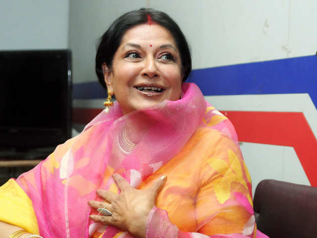 Moushumi Chatterjee - Wikipedia