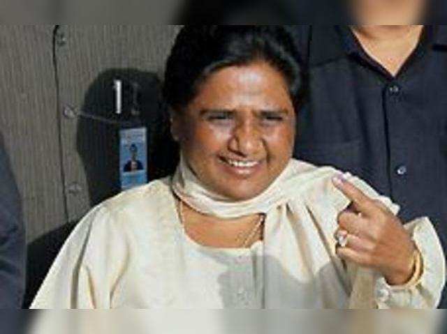 मायावती बोलीं- 'अब पार्क और स्मारक नहीं, सिर्फ UP के विकास पर फोकस करूंगी'  - mayawati says bsp will focus only on development of up not building on  parks and smarakas –