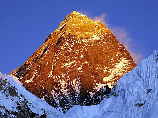 Mount Everest Height New Survey Suggests Mt Everest A Bit Taller Than Past Measurements Why Did The Height Change The Economic Times