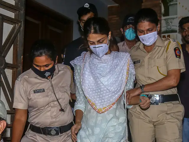 Ssr Death Case Latest News Show Cause Notice To Mumbai Police Cooper Hospital Over Mortuary Access To Rhea Chakraborty Sushant singh rajput lent support to kerala when it faced destruction caused by unprecedented floods in 2018. ssr death case latest news show cause