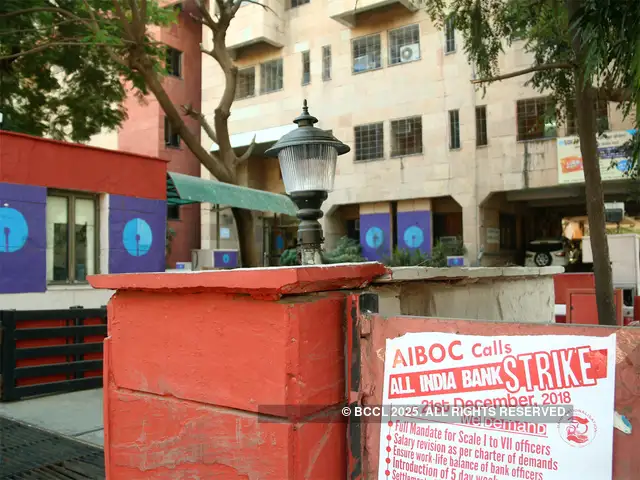 Banks Strike Bank Merger Bank Strike On Wednesday Services To Be Affected The strike, by the all india bank officers' confederation (aiboc), impacted trading volumes in foreign exchange and debt markets. bank strike on wednesday services