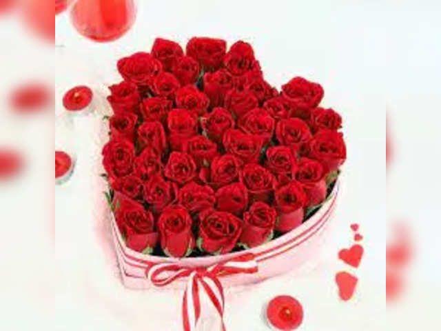 Valentine's Day Red Colour: Valentine's Day 2023: Why is Red called the  colour of Love? - The Economic Times
