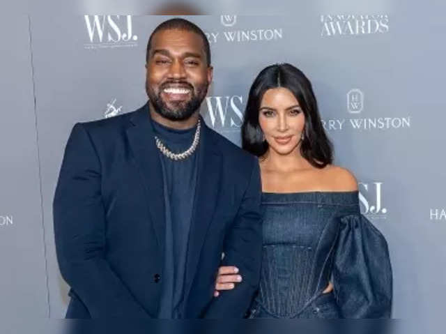 kanye west: Kim Kardashian, Kanye West reach divorce settlement