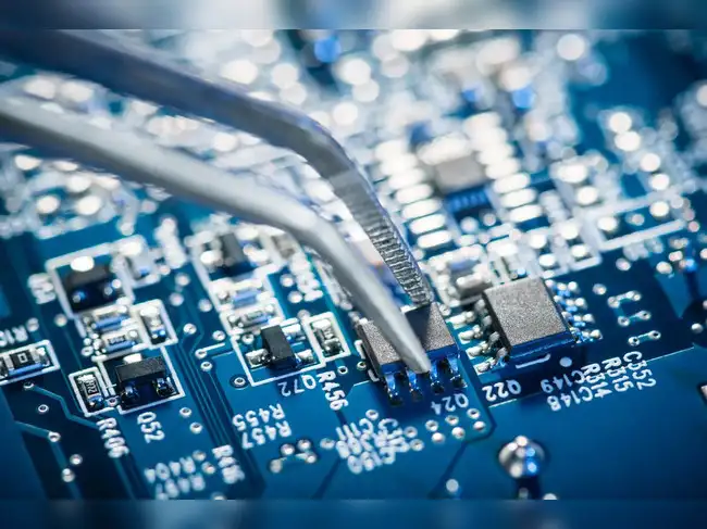 US targets Chinese chipmaking with proposed export restrictions on ASML ...