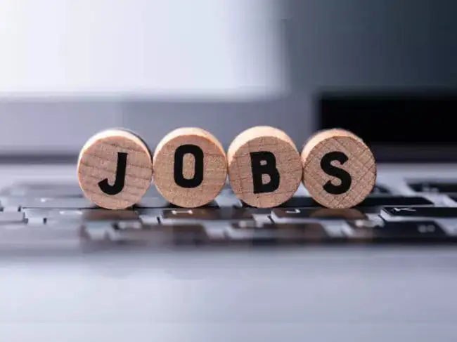 Image for China will issue document about AI impact on employment, Xinhua says