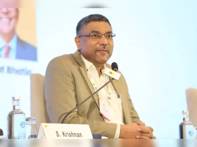 Image for Need 'judicious mix' in use of open and proprietary AI models to protect data: IT Secy