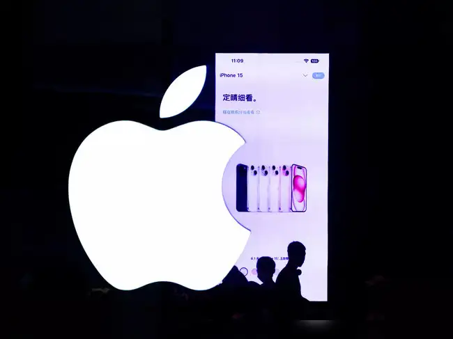 apple: Apple enforces new check on apps in China as Beijing tightens ...