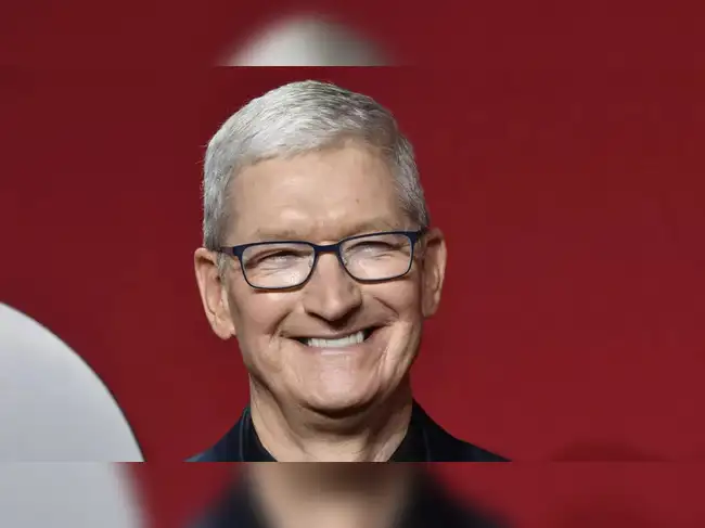 Image for Apple's Tim Cook sees Australia's social media curbs as 'world-leading', PM Anthony Albanese says