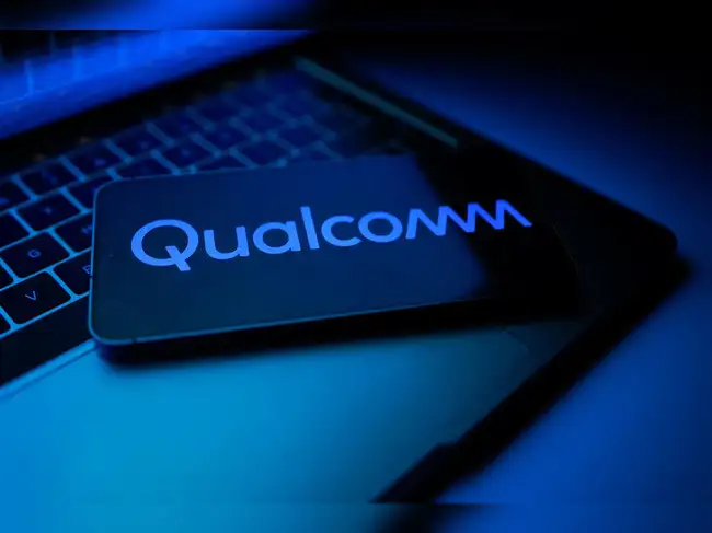 Image for Qualcomm strikes AI chip deal with Amazon, offers right to buy about $4 billion in stock