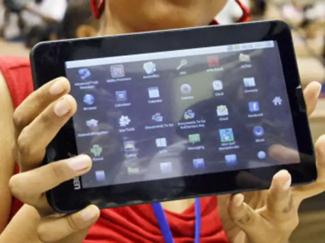 Aakash tablet: World's cheapest tablet goes on sale for Rs 2500 online ...