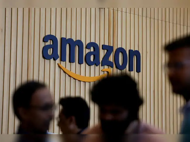 Image for Amazon aims to raise $25 billion from bond sale, Bloomberg News reports